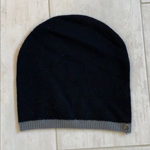 Lululemon slouchy beanie